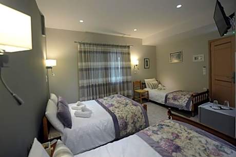 Quadruple Room with Balcony