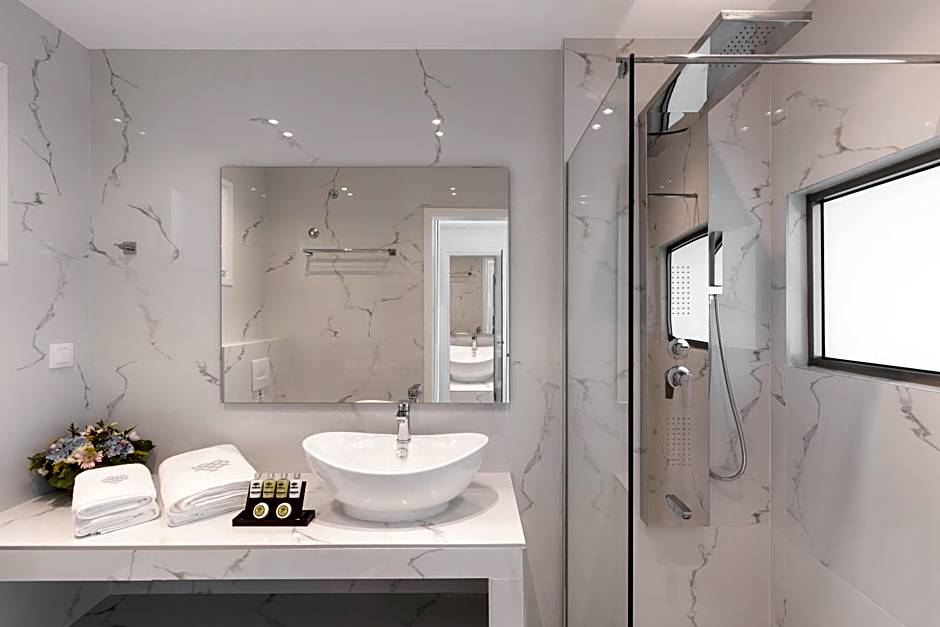 Melina Bay Boutique Hotel