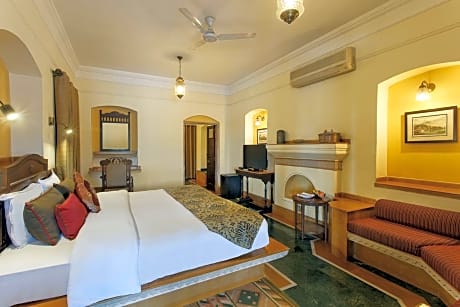 Ganga Facing Suite Evening Hi Tea and 10% discount on Spa and Food & Beverages