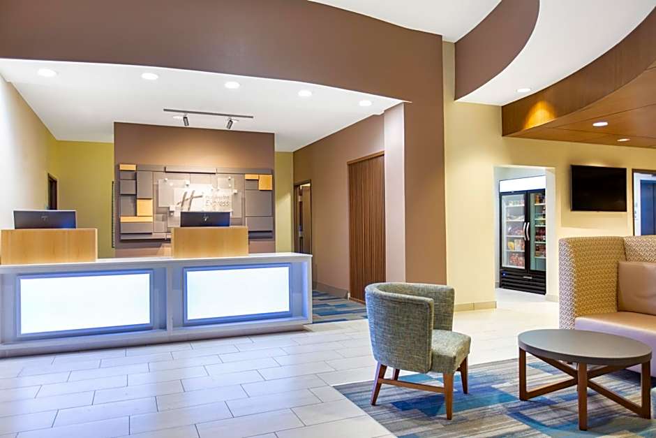 Holiday Inn Express Surprise By IHG