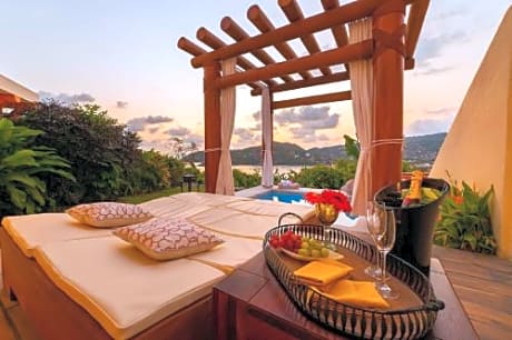 Luxury Suite 1 King Bed Terrace - Ocean View