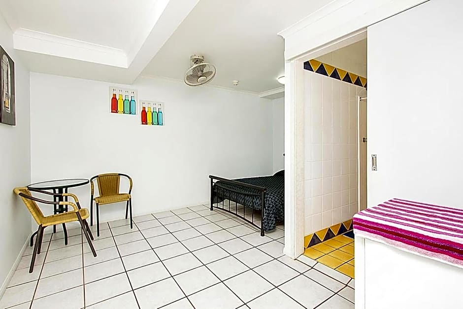 Caravella Backpackers