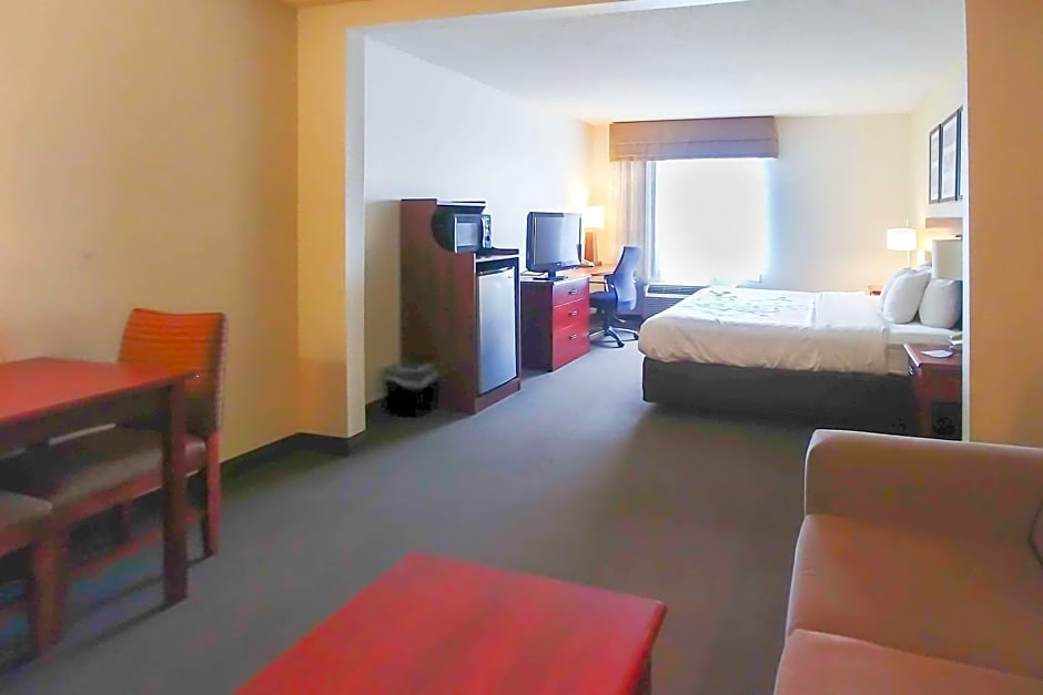 Wingate by Wyndham Dublin Near Claytor Lake State Park