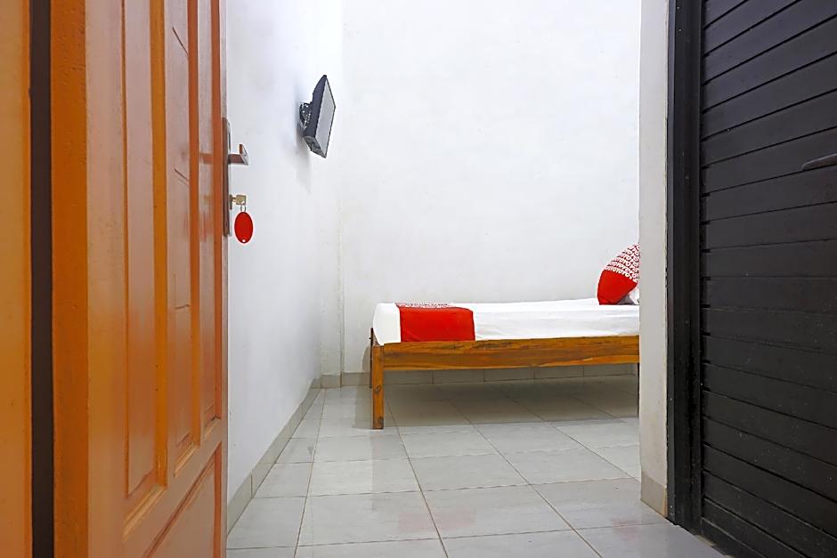 Hotel O Almeerah Homestay Syariah Near RS Hermina