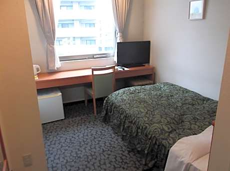 Single Room - Non-Smoking