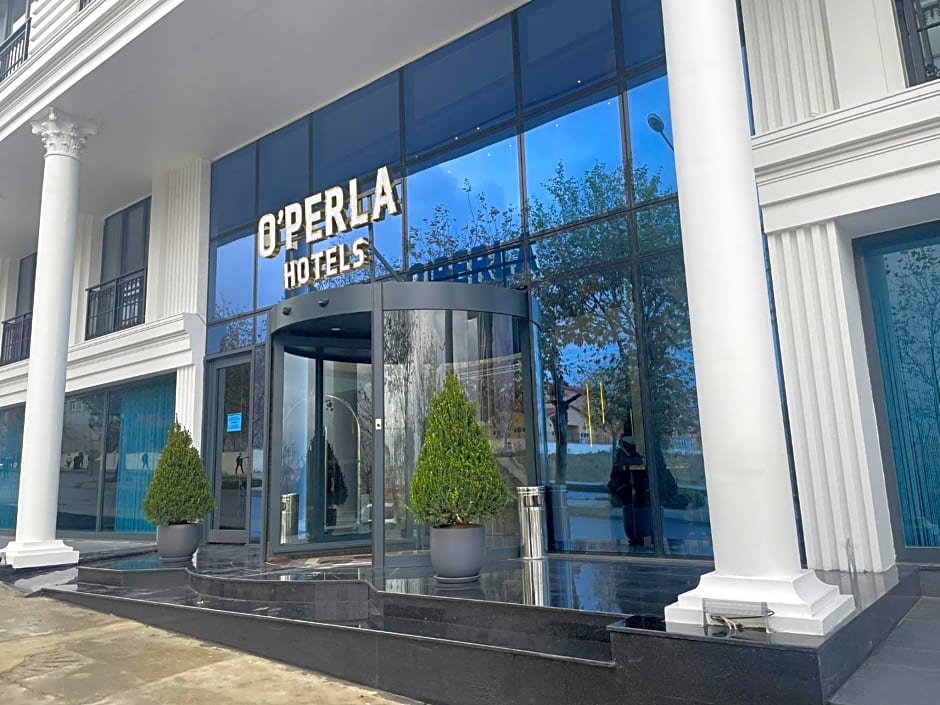 Operla Airport Hotels, Trademark Collection by Wyndham