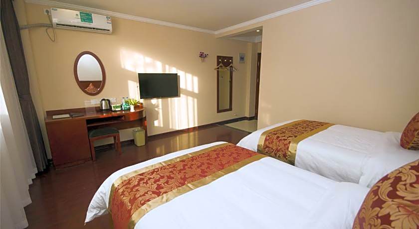 GreenTree Inn Zhenjiang Gaotie Wanda Square Express Hotel