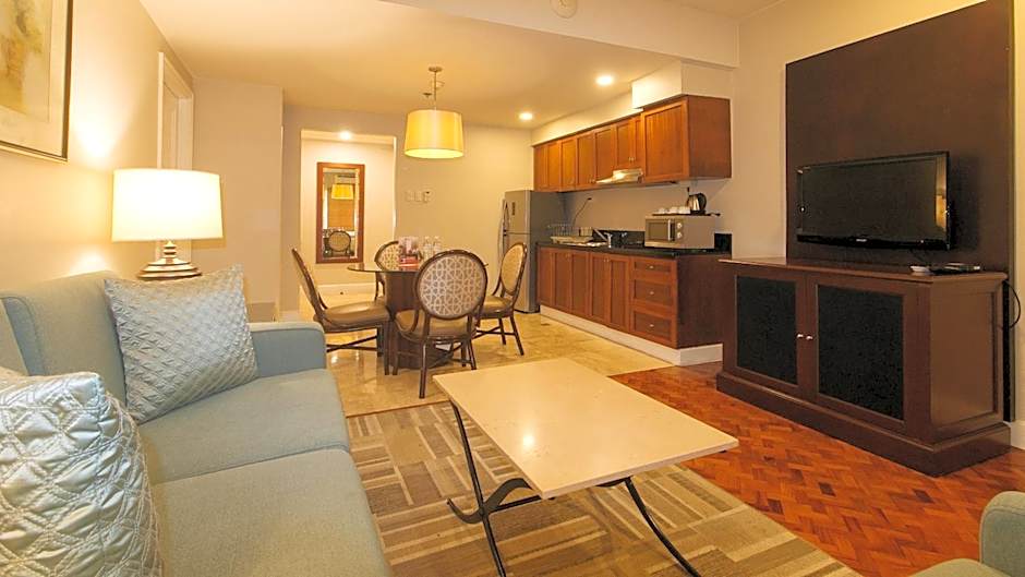 RedDoorz Premium @ The Residences Olympia Makati – Makati, NY