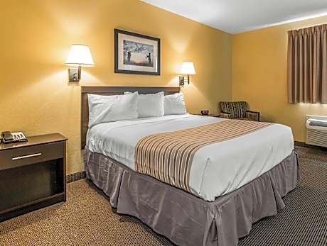 1 Double Bed, Efficiency, Smoking