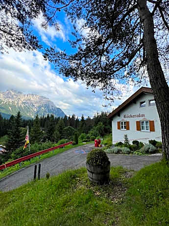 Bäckeralm© - B&B 16 +