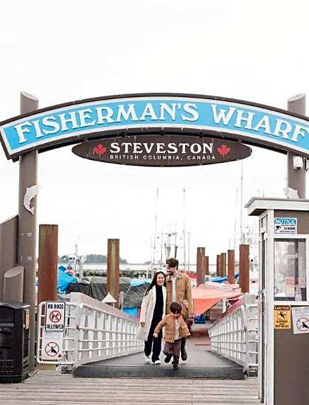Steveston Waterfront Hotel