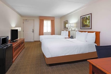 Deluxe Room with Two Double Beds
