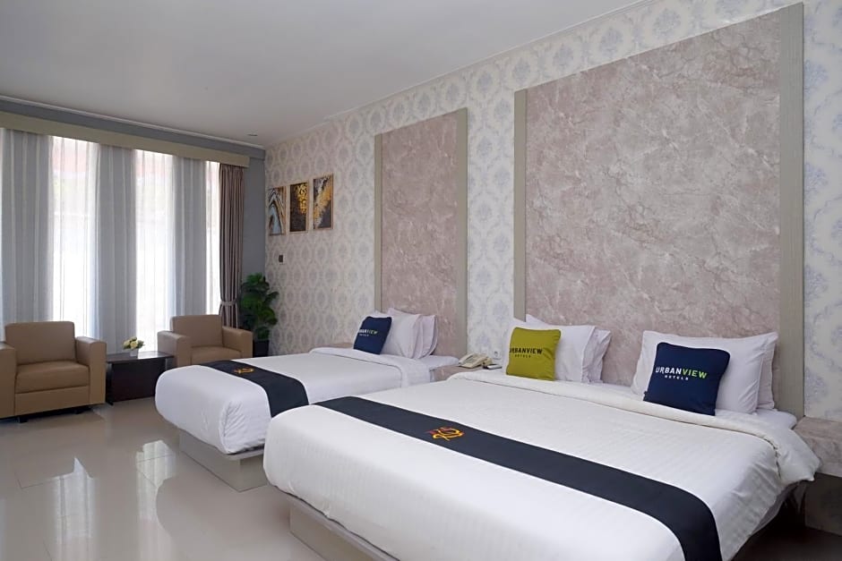 Urbanview Hotel DJ Inn Tegal