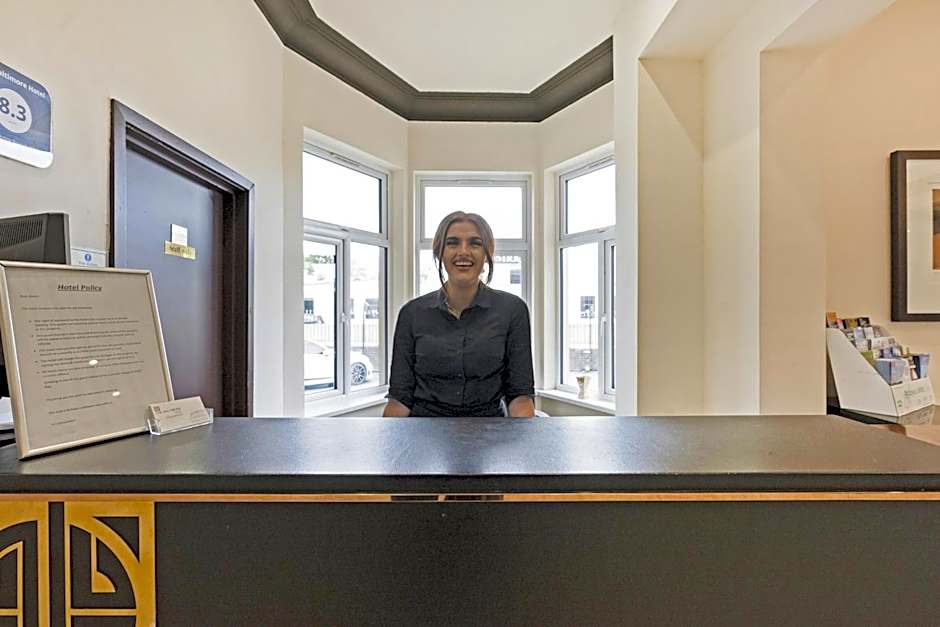 OYO The Baltimore Hotel