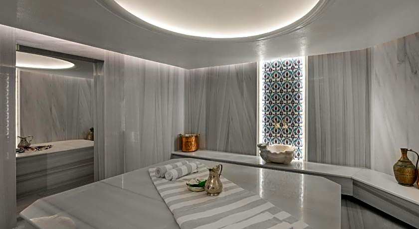 Crowne Plaza Istanbul - Ortakoy Bosphorus By IHG