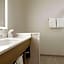 Holiday Inn Express & Suites Joplin Southeast