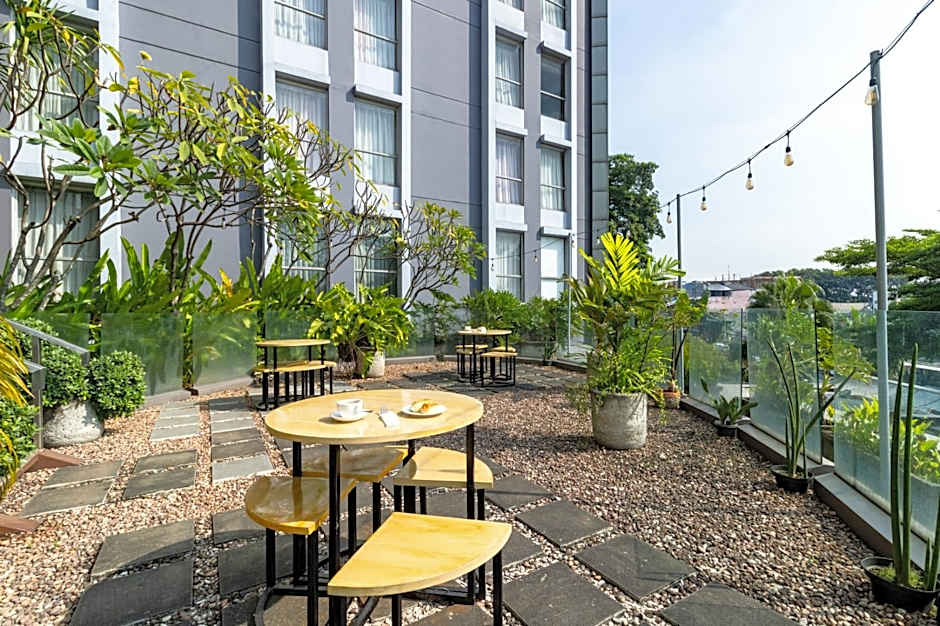 Soll Marina Hotel Serpong