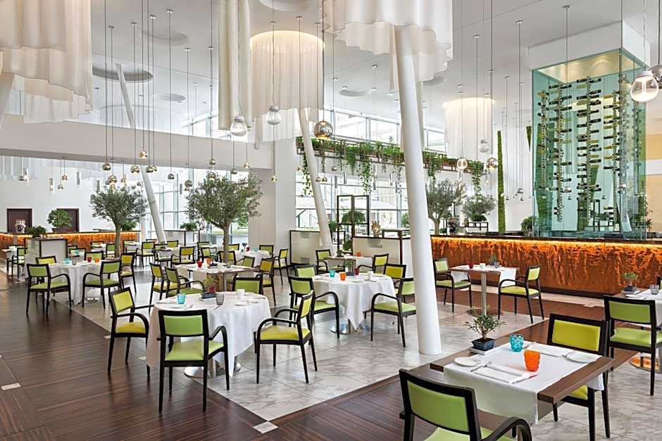 Sheraton Milan Malpensa Airport Hotel & Conference Centre