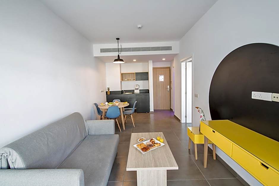 Anthea Hotel Apartments