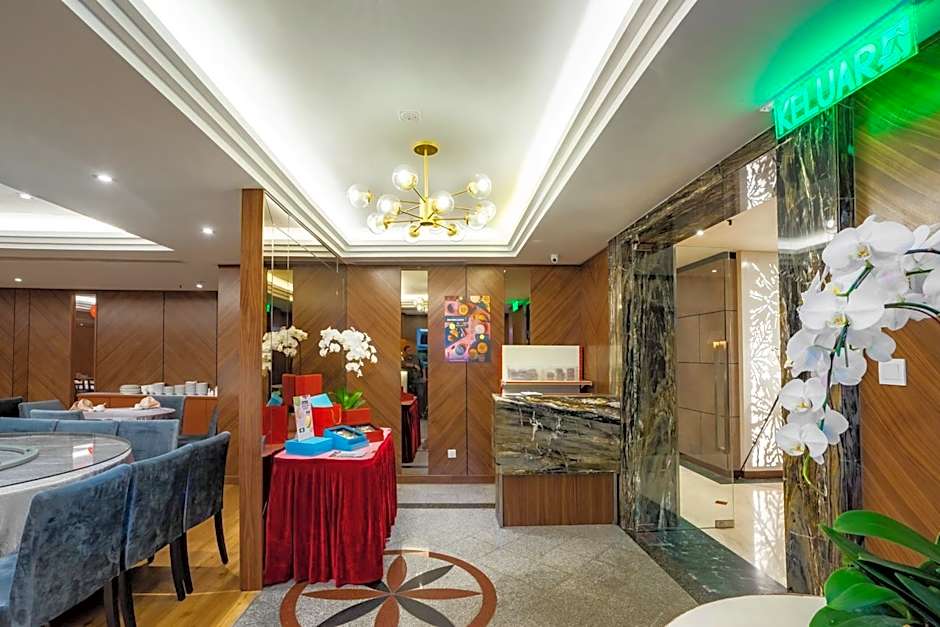 Crystal Crown Hotel, PJ