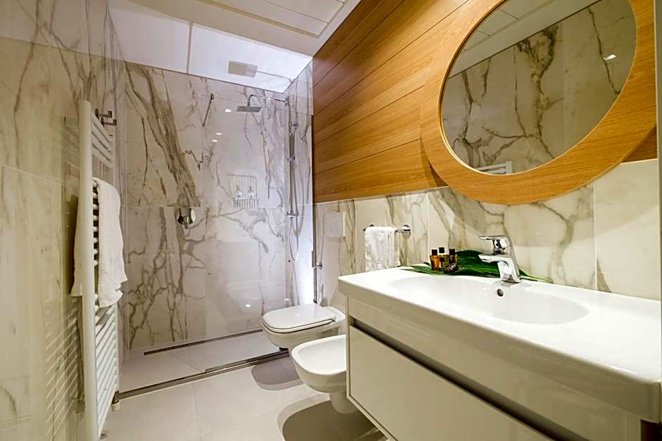 Metropol Ceccarini Suite - Luxury apartments