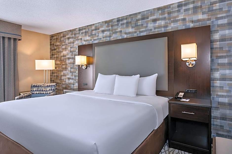 Comfort Inn Montreal Aeroport