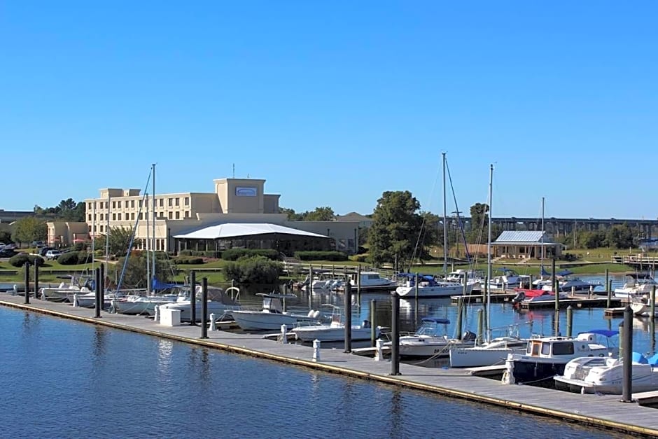 Bridgepointe Hotel & Marina