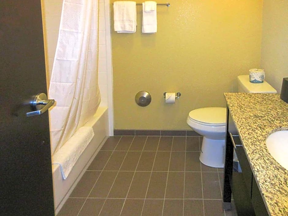 Sleep Inn & Suites West-Near Medical Center