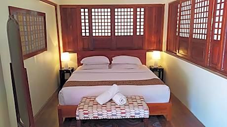 King Room with Pool View