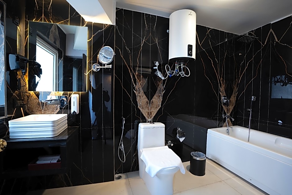 The West Gate Posada by Summit