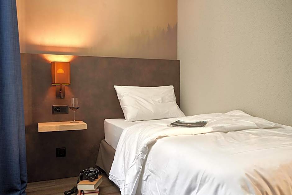 The HEY HOTEL