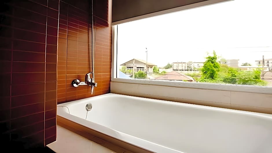 Sinsuvarn Airport Suite Hotel