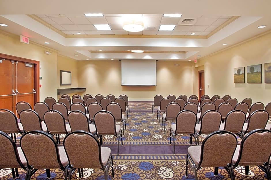 Holiday Inn Atlanta-Gas South Arena Area, an IHG Hotel By IHG