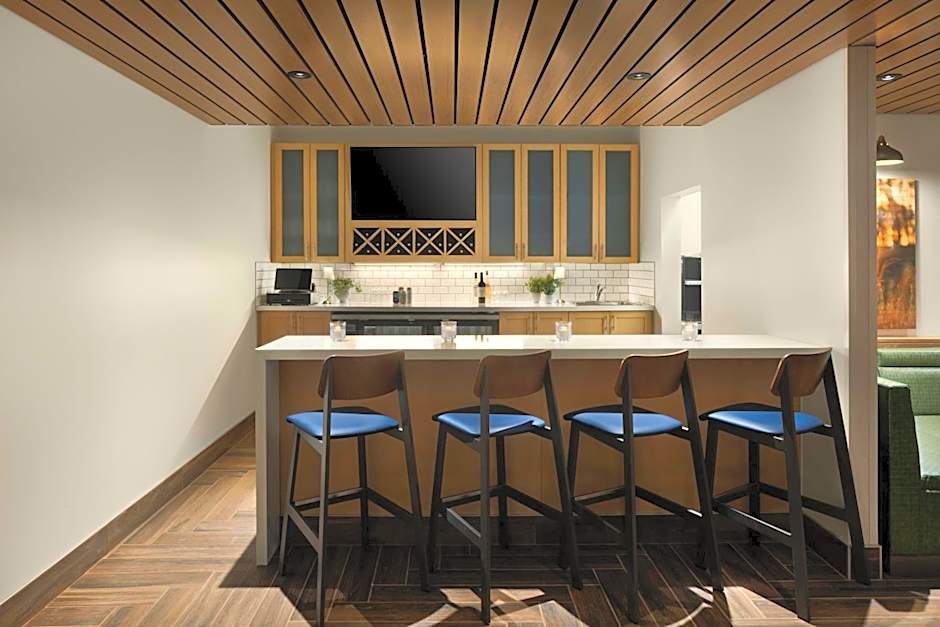 Fairfield by Marriott Inn & Suites Traverse City