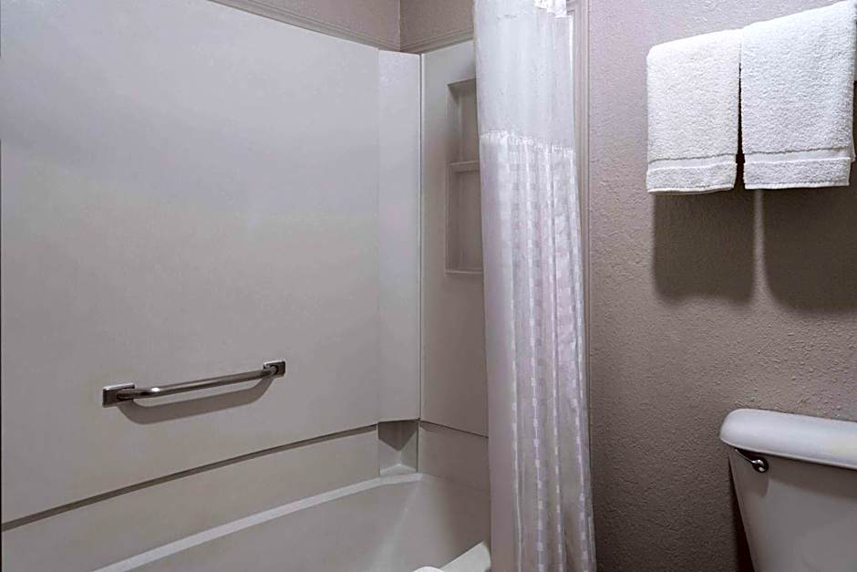 Days Inn by Wyndham Ardmore