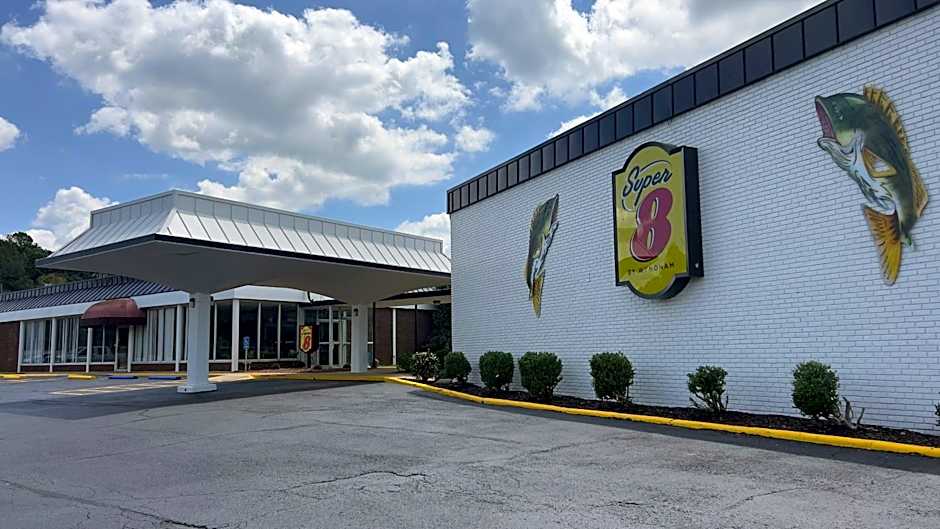 Super 8 by Wyndham Riverside AL