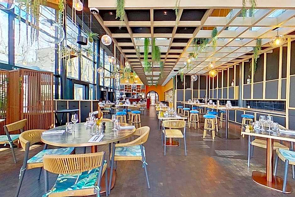 Aquabella Hotel & Spa