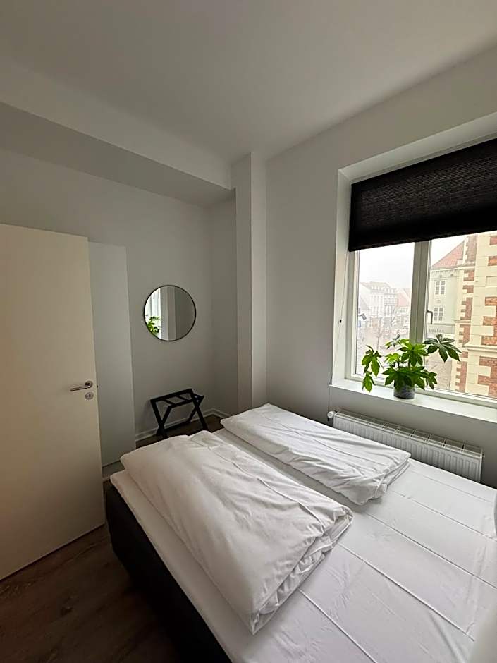 Photo 1 of 10 of Deluxe 2 Bedroom Apartment