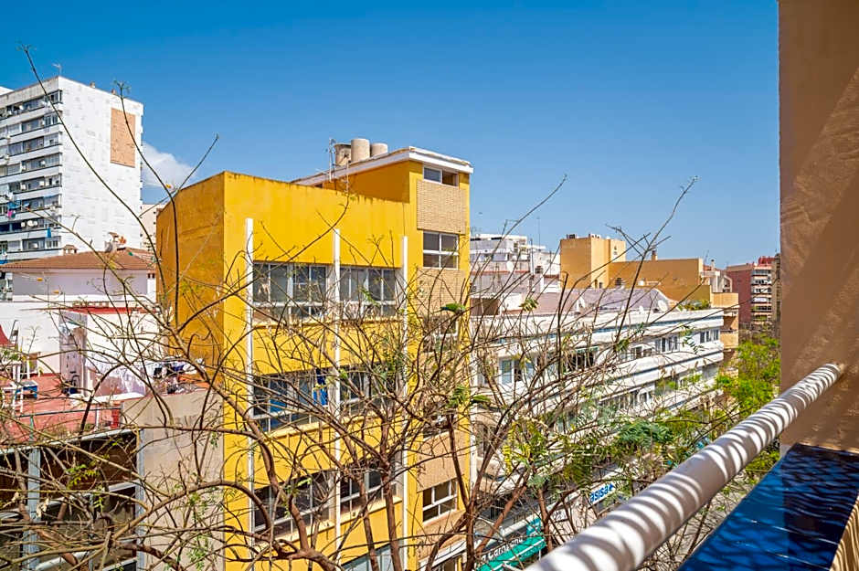 Ella Torremolinos Centro