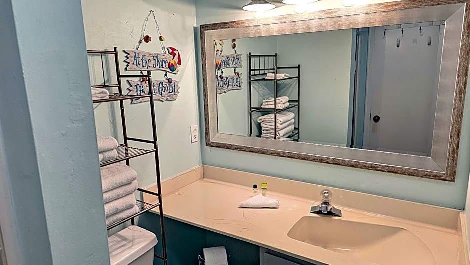 2BR/2BA Condo at Arcadian Dunes Building 10-238