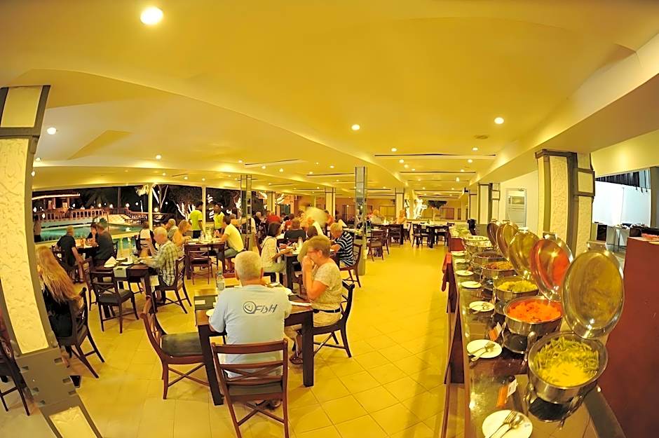 Golden Star Beach Hotel