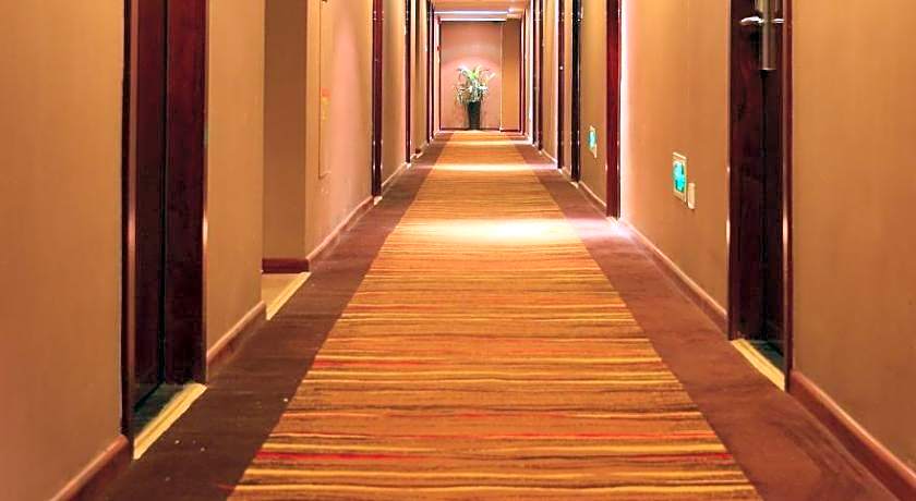 Yiwu Baiheng Hotel