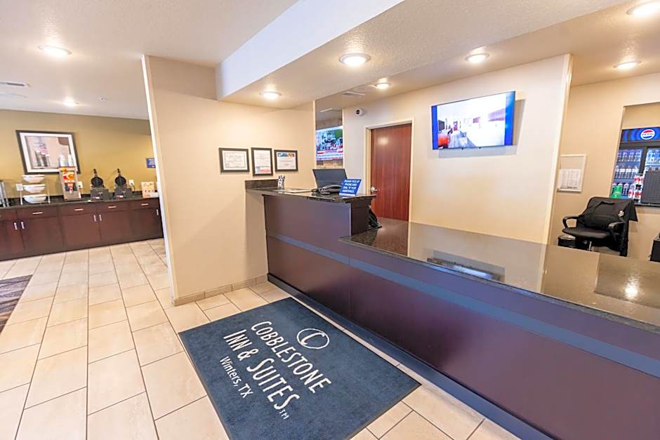 Cobblestone Inn & Suites - Winters