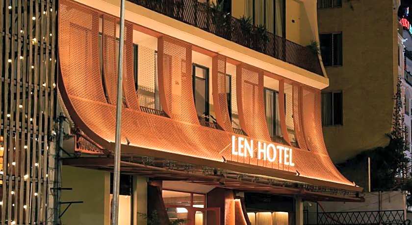 Len Hotel
