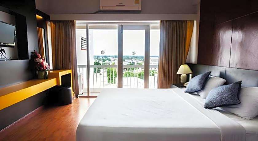 Pailyn Phitsanulok Hotel