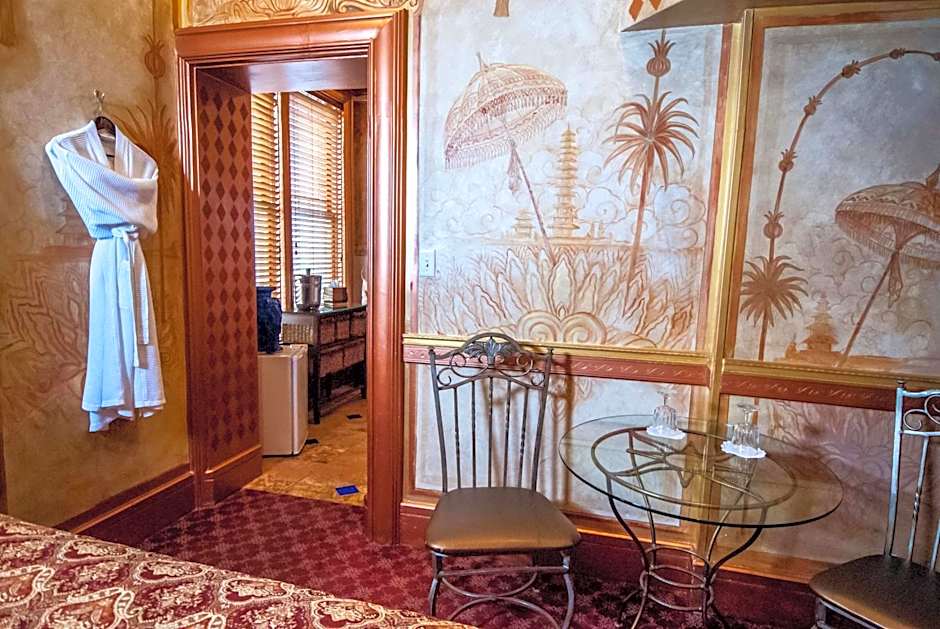 The Anniversary Inn - South Temple