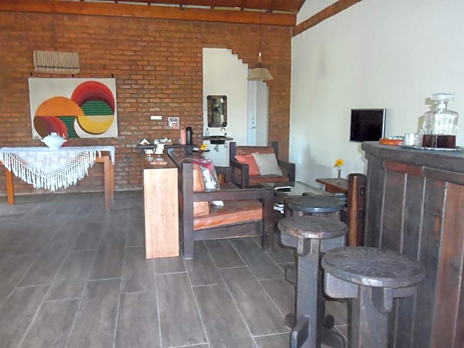 Cais Dourado Pousada