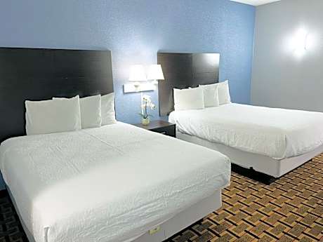 2 Queen Beds Non-Smoking