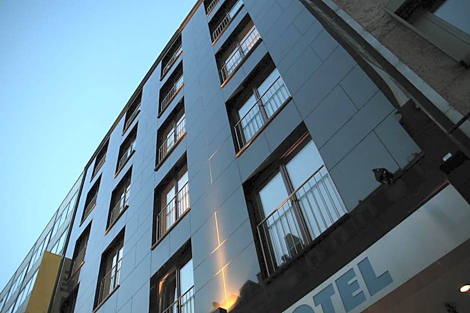 Schiller 5 Hotel & Boardinghouse