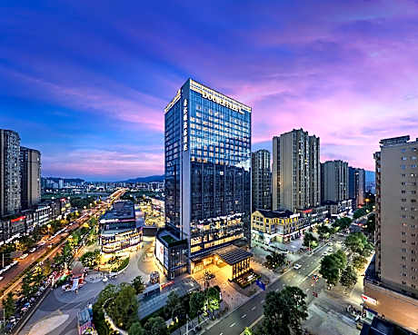 DoubleTree by Hilton Ya'an